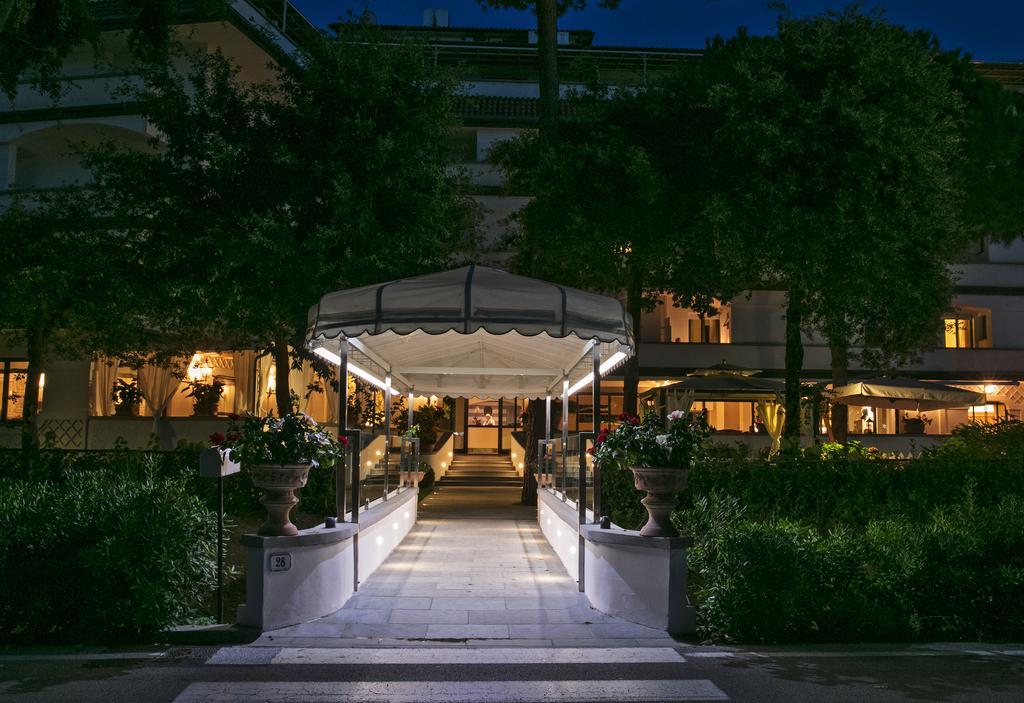 Hotel St.Mauritius ฟอร์เต เดย์ มาร์มี ภายนอก รูปภาพ